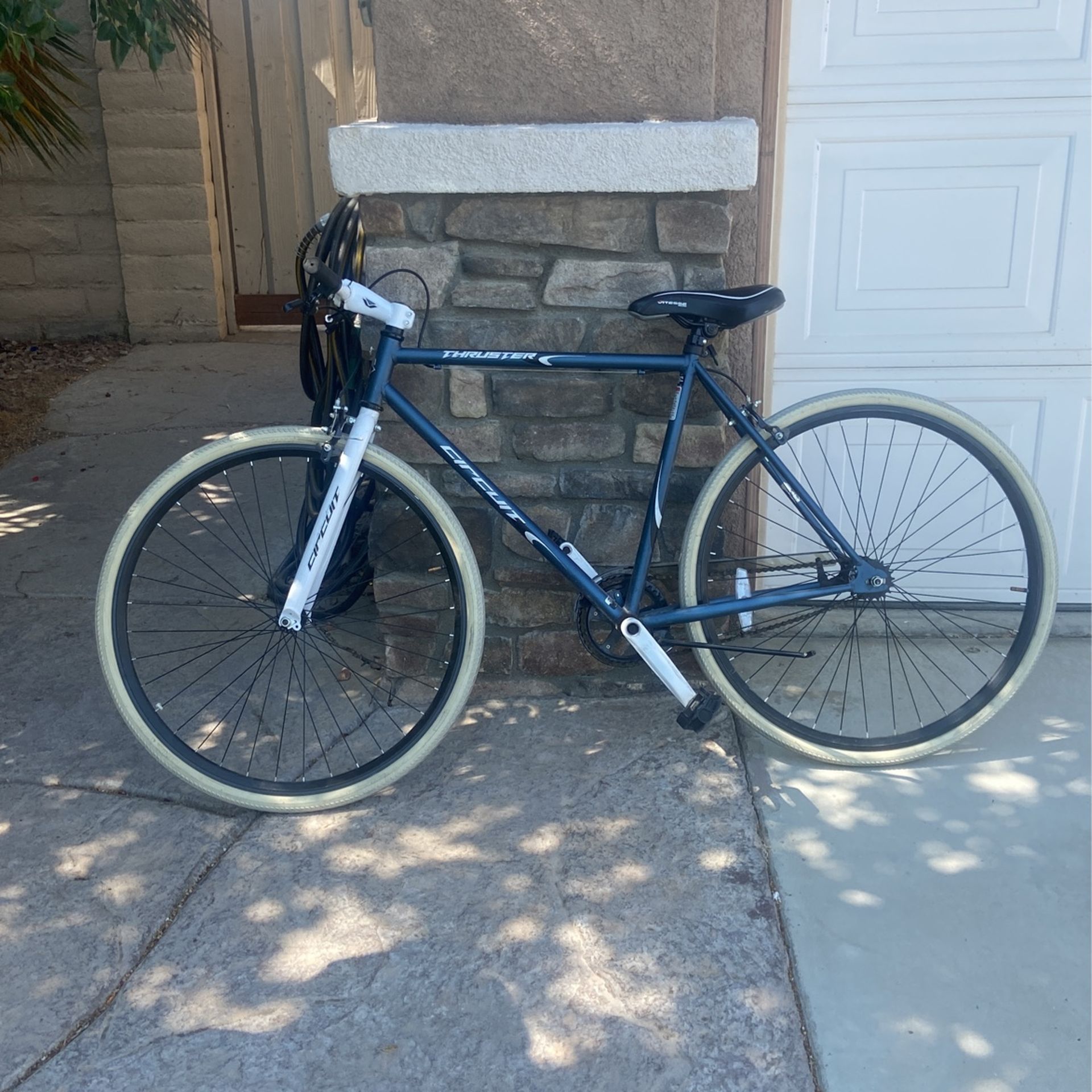 Thruster Circuit Fixie Bike