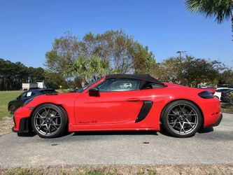 2024 Porsche 718 Spyder RS