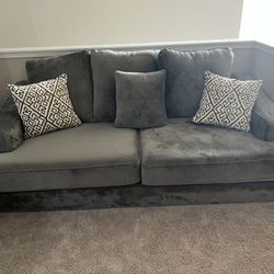  Brand New Couches And Throw Pillows Grey