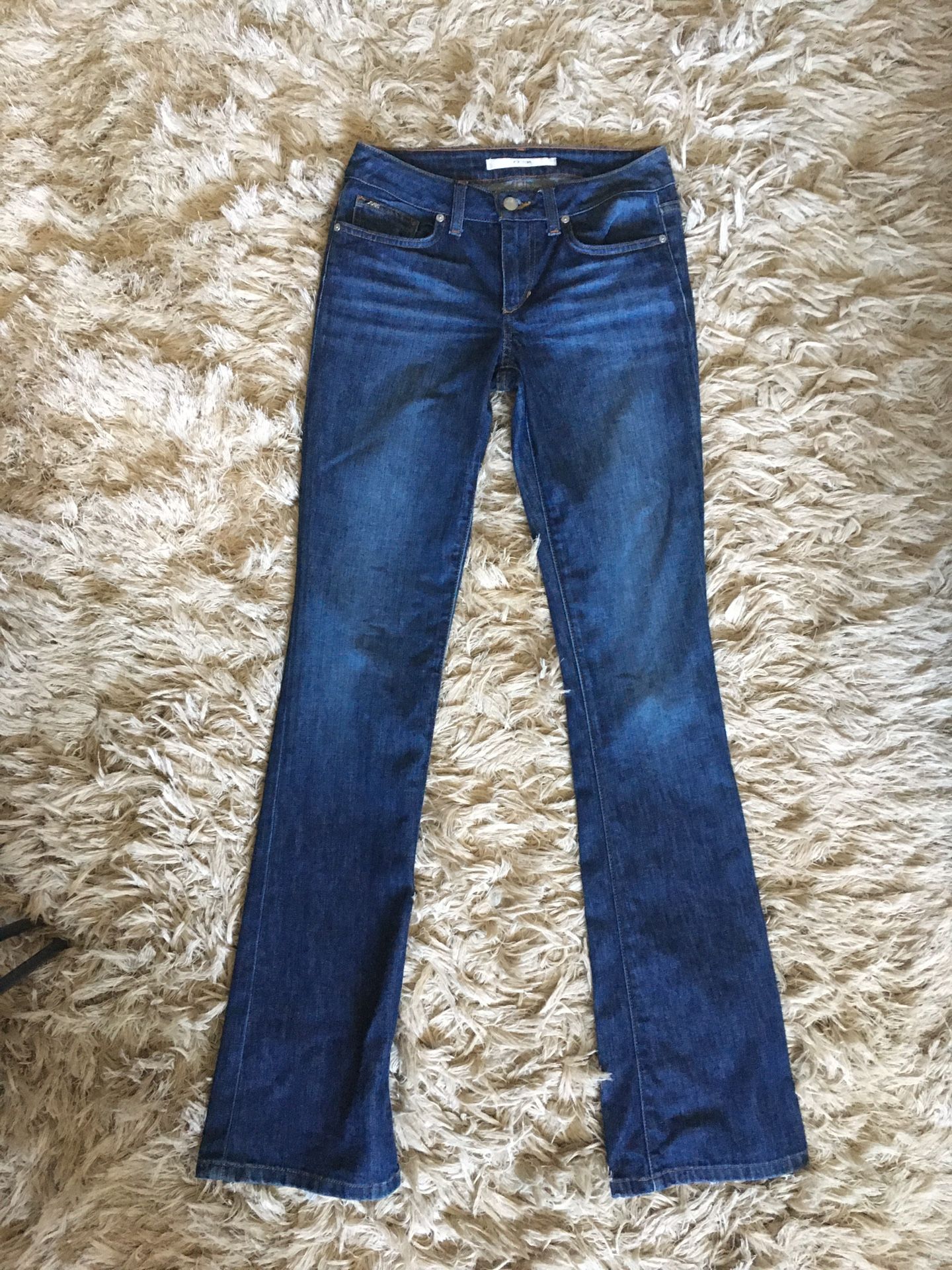 Joe’s Jeans fit:Honey Boot Cut Size 26