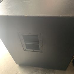 Mackie Thump 18 Inch  1200 Watt Subwoofer 