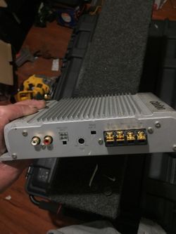 CLARiiON amplifier