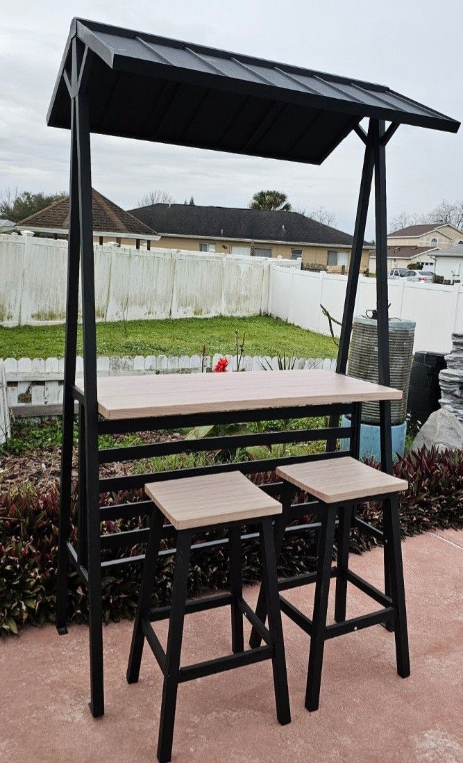 METAL PATIO BAR......TABLE AND 2 BARSTOOLS.....$ 250