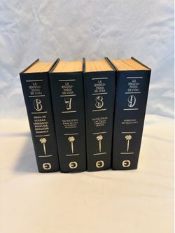 La Enciclopedia De Cuba / 4 Volumes In Like New Condition 1974-75