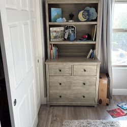 Changing Table Dresser Bookshelf