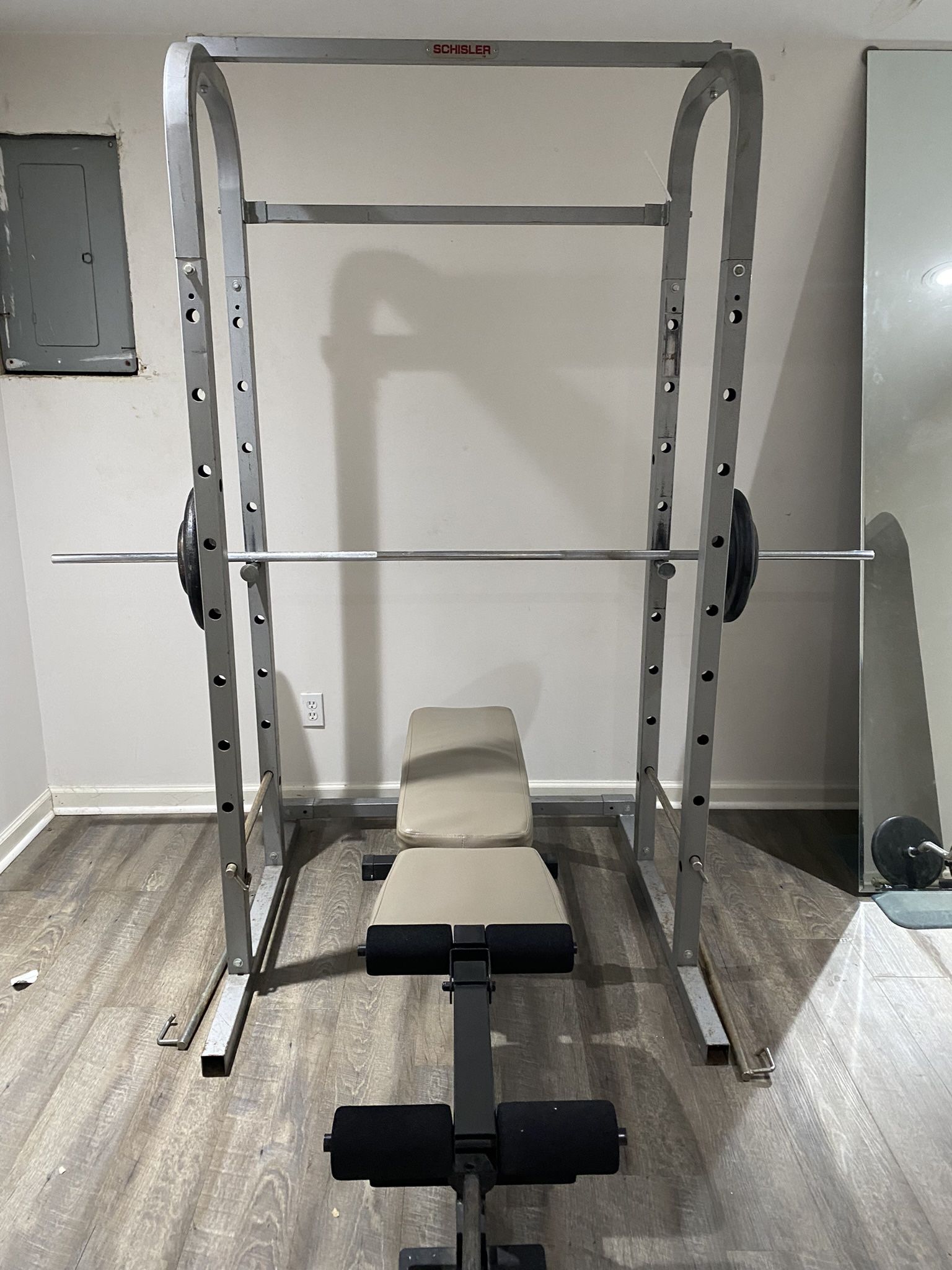 Weight lifting equipment