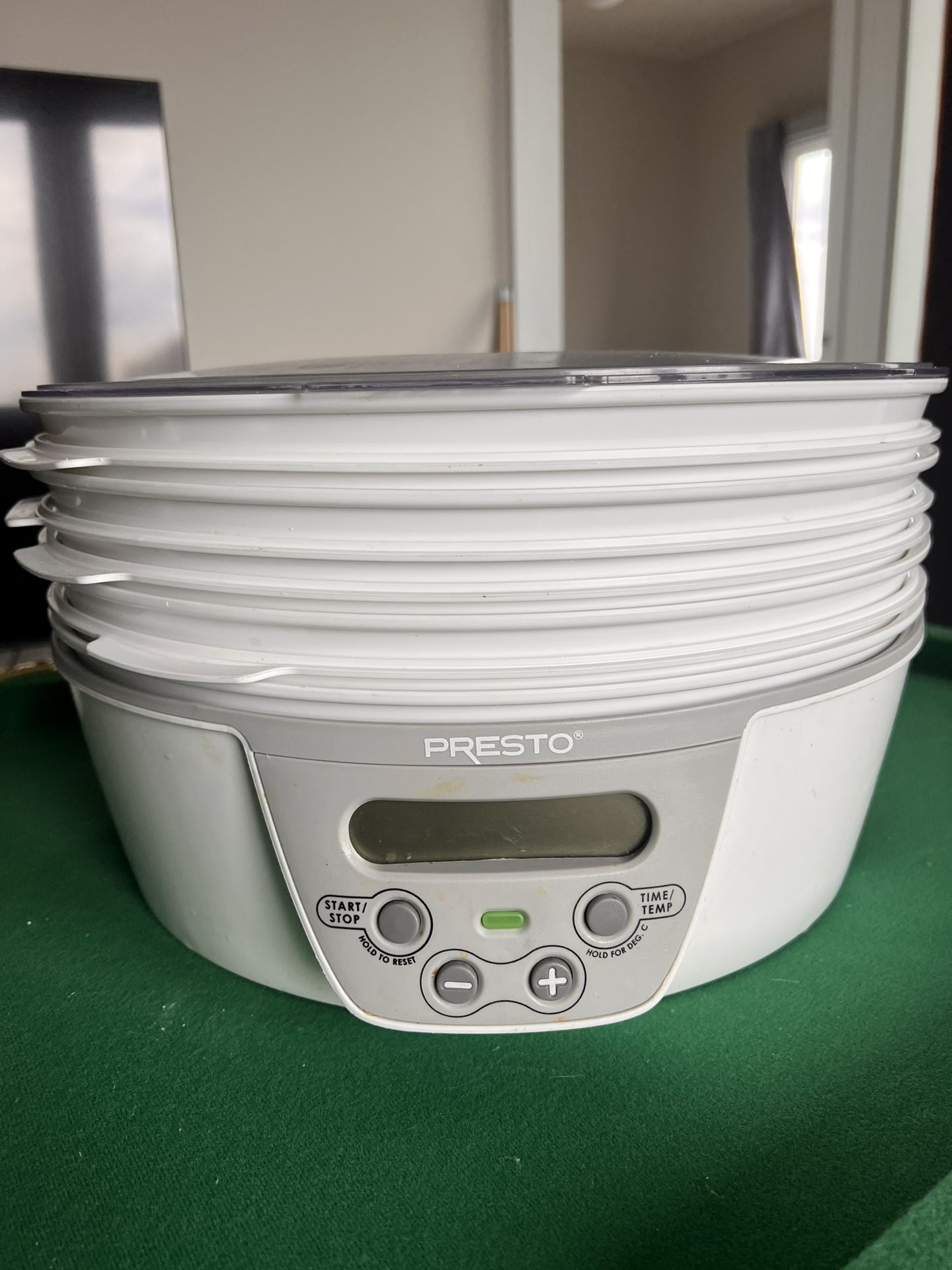 2 Food Dehydrators