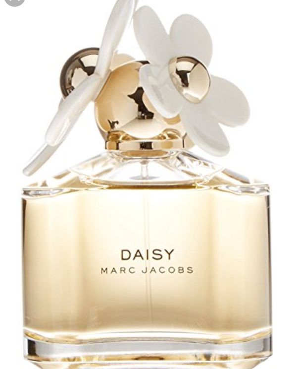 Marc Jacobs Daisy perfume HUGE bottle. BRAND NEW. for Sale in Bellevue ...