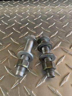 Toyota Tundra Shock Bolts