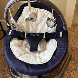 Nuna Leaf Wind Rocker