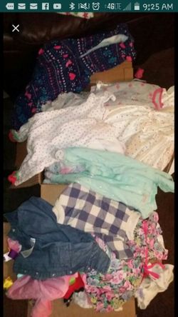 Baby clothes o-3 months and some 6 months