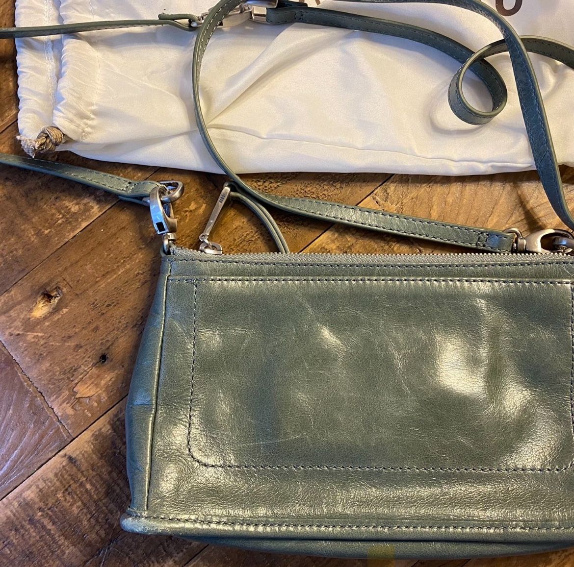 Hobo Sage leather crossbody purse