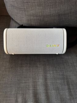 Sony ULT Field 5 Bluetooth speaker