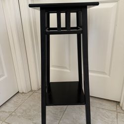Wood Plant Stand/End Table 2-Tier