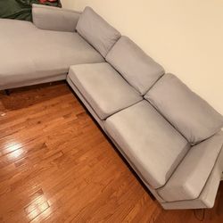 Couch/Sofa With Chaise