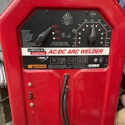 Lincoln 225/125 Arc Welder