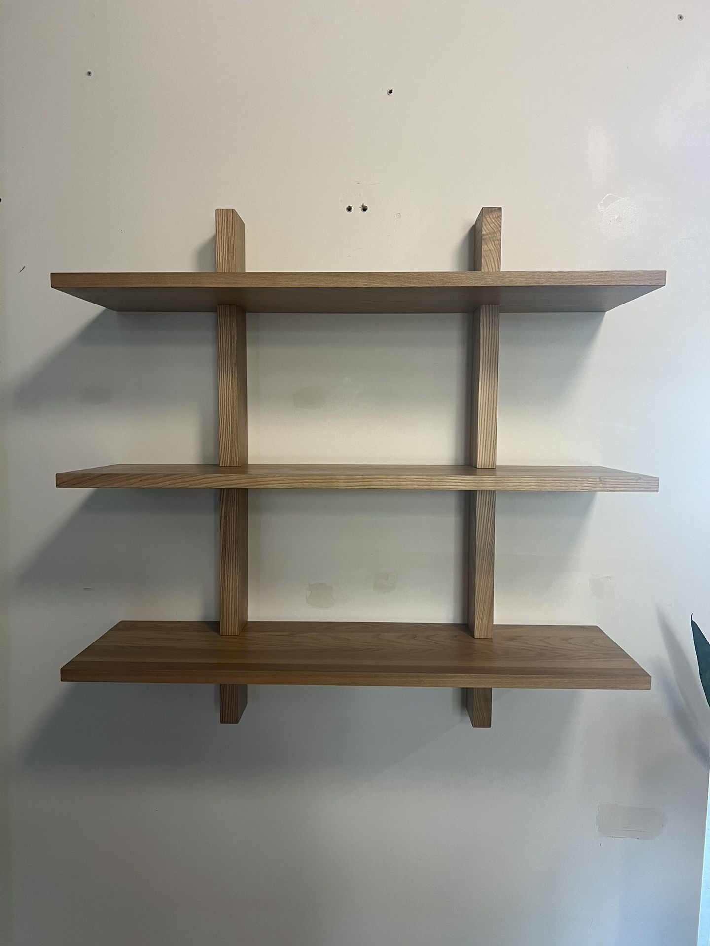 Cozey Altitude Wall Shelf