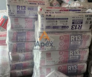 Owens Corning R13 Faced Fiberglass Insulation 106.67 SQ FT