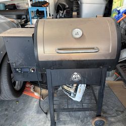 Pit Boss Pellet Smoker