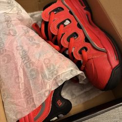 Sz 6.5M Osiris Sneakers