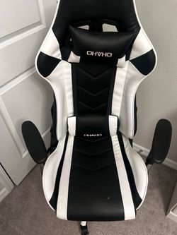 Gaming chair
