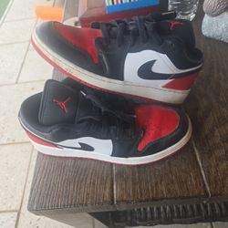 Nike Air Jordan 1 Low Red Toe 7Y $45