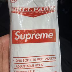 Supreme Rain Poncho – Good Condition – Streetwear / Rare Piece