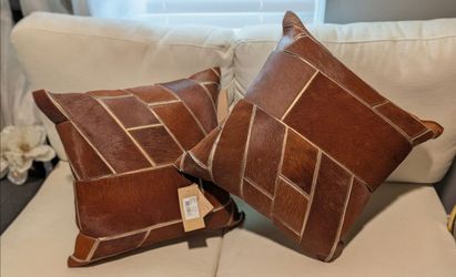 Cloud9 Design Genuine Natural Hide Pillows – 18x18 – New w/ Tags – Pair