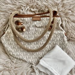 Michael Kors Weekender Bag