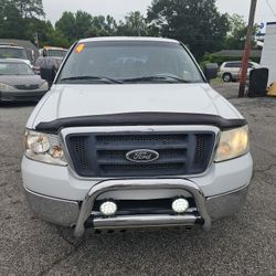 2004 Ford E-150