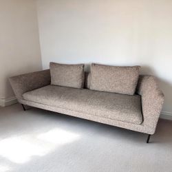 High-end Luxurious Sofa 97” | DELIVERY AVAILABLE