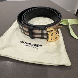 Women’s Burberry TB Buckle Belt Tan/Beige/Black (Size 9 US 8/10)