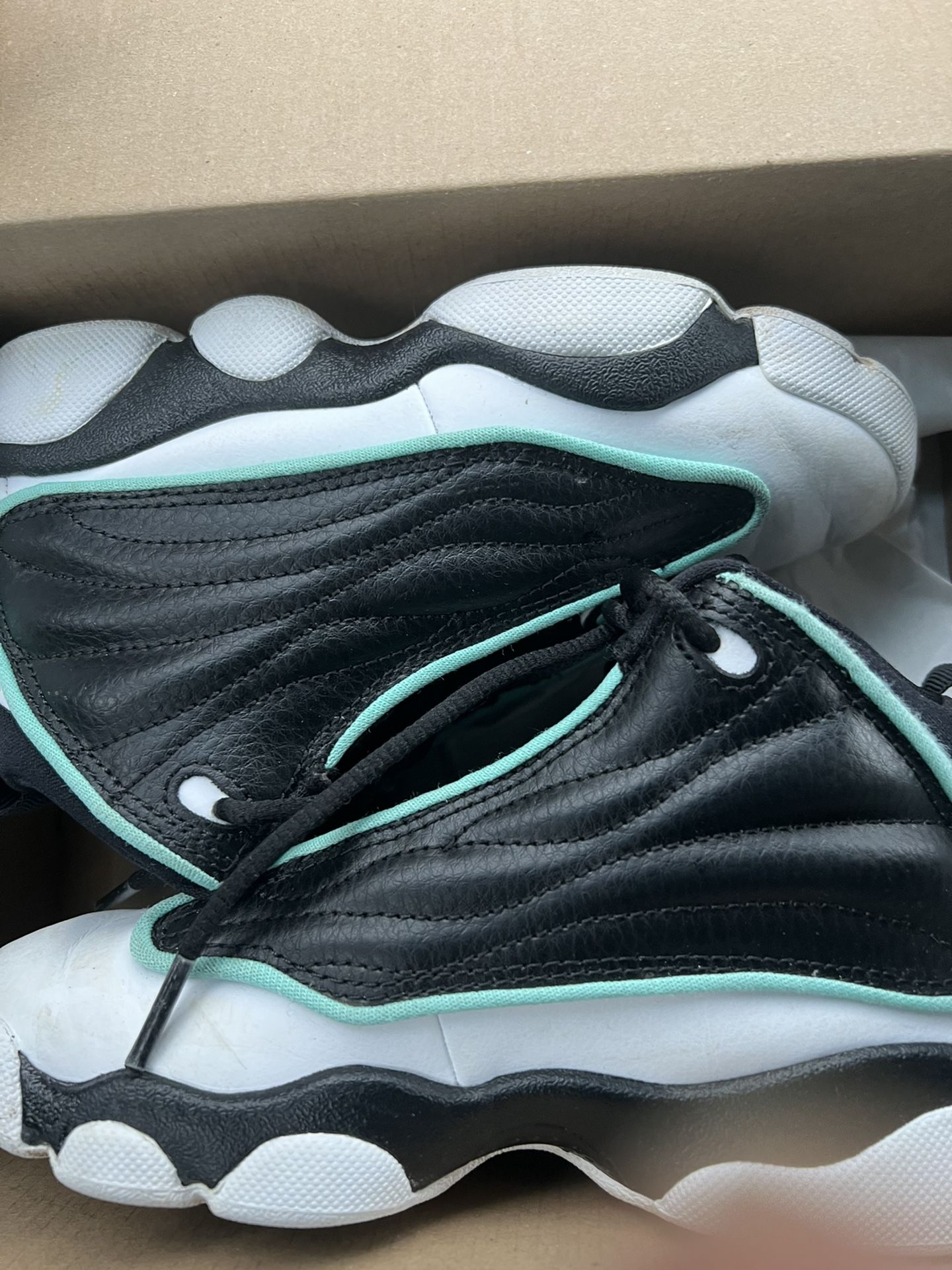 Jordan PRO STRONG Size 12C Kids