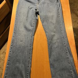 Wrangler  Women’s Classic Boot Jeans 