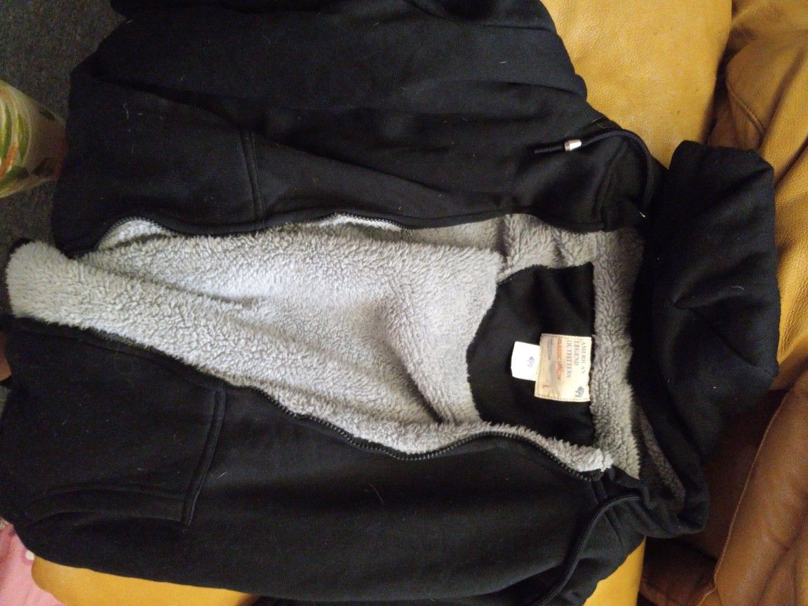 Mens Large Zip Up Fleece.. (Zipper Broken)