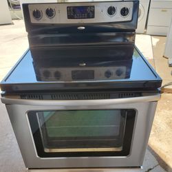 Whirlpool Electric Glass Top Stove Nice And Clean 