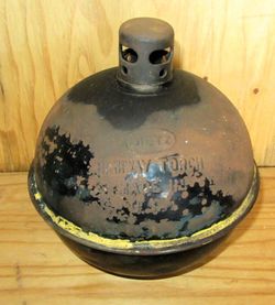 Vintage Dietz 87 Highway Torch Kerosene Smudge Pot (Circa 1940s)