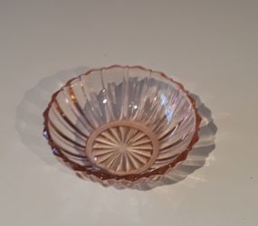 Small pink depression glass bowl 4 inch diameter by inch and a half tall