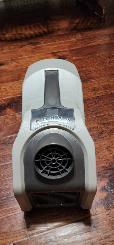 EENOUR QN650 - Portable AC