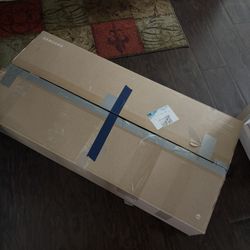 Samsung Odyssey 34 OLED G8 1440p HDR 175 Hz Curved READ DESCRIPTION PICK UP ONLY NO TRADE FIRM ON PRICE 💲450