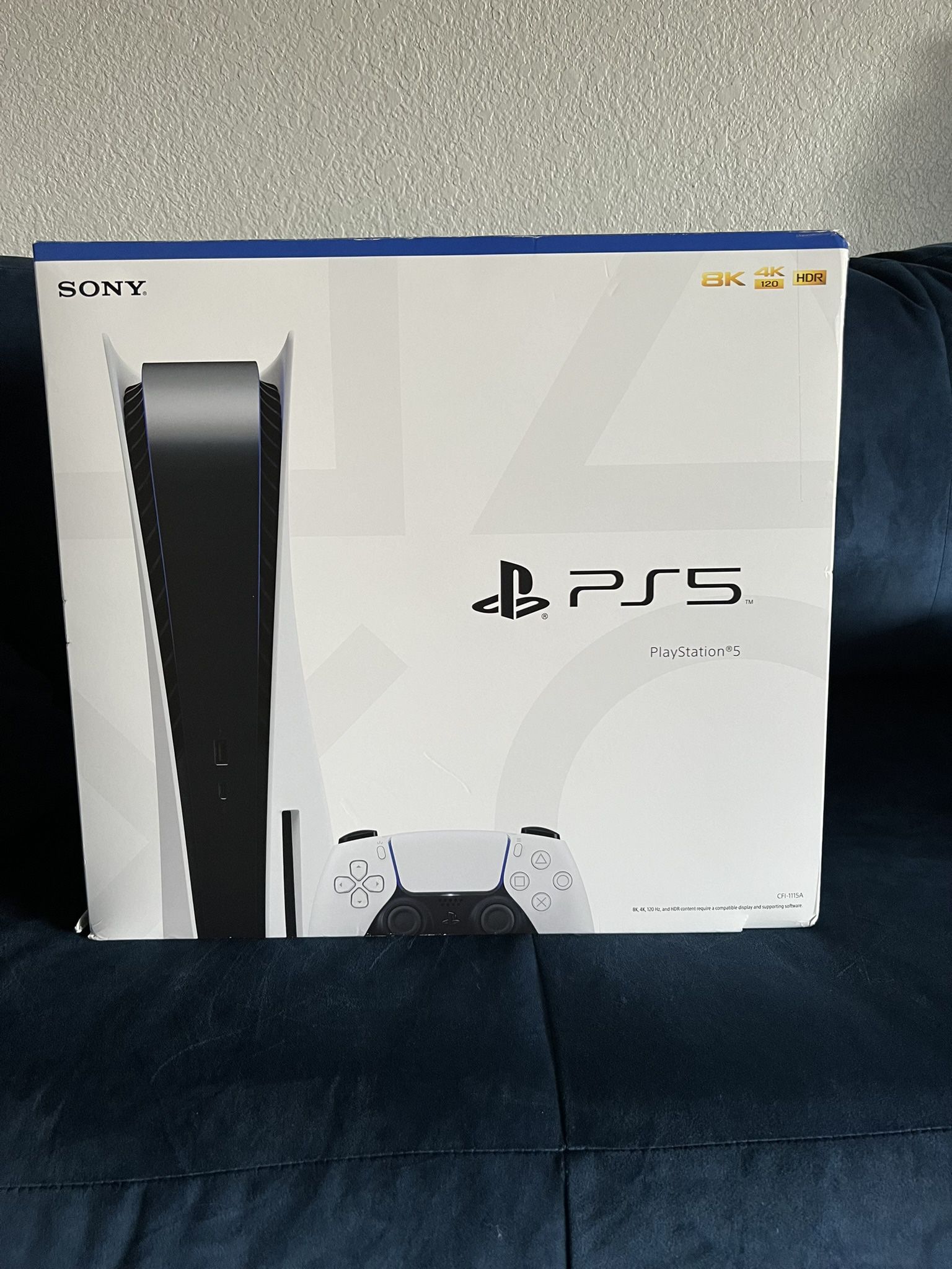 PS5 Bundle *NEW* 2 Extra Controllers And Gamer