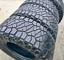🎖35x12.50 /18 Nitto Tires Con 80% de Vida Las 4