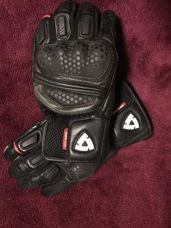 Revit gloves
