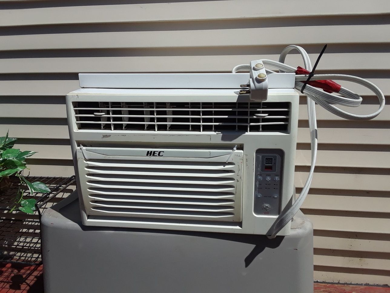 HEC AIR CONDITIONER 6000 BTU