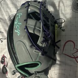 Rawlings Heart Of The Hive Softball Glove 12 Inch 