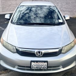 Car Dealership Finance Titulo Limpio Automatic Clean Title Sedan Honda Civic Accord Toyota Corolla Camry 2016 2015 2014 2013 2012 2011 2010 2009 2008