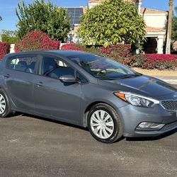 2016 Kia Forte5 LX