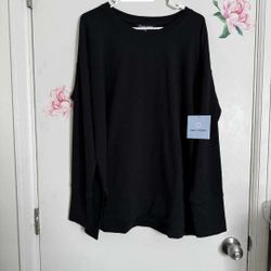 New Women's Sweatshirt Size XL 