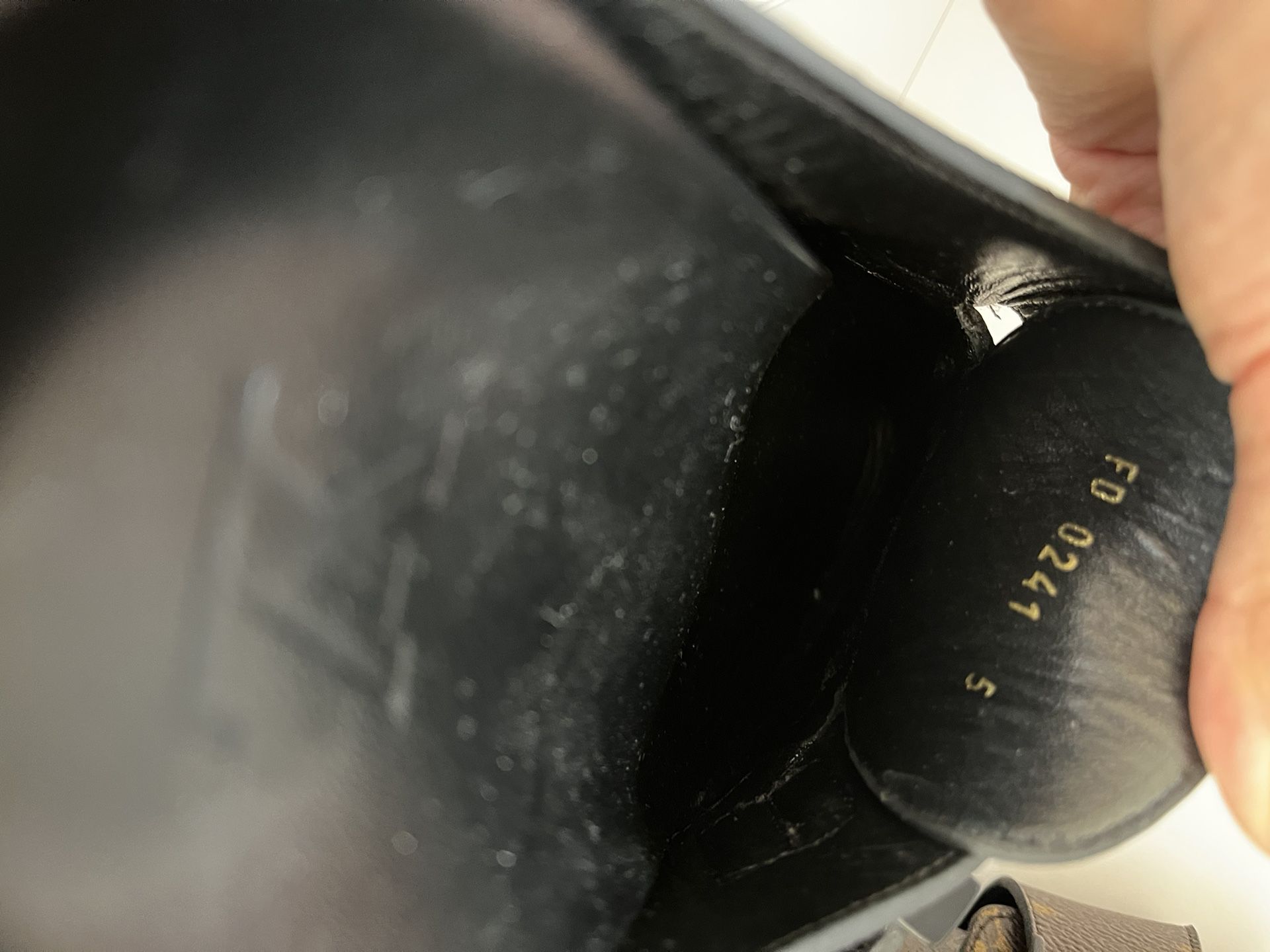 LOUIS VUITTON Black LV Mirabeau Mule Sandals Size 10.5 Men for Sale in  Frisco, TX - OfferUp