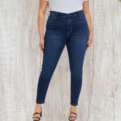 Plus High Rise Ankle Skinny Size 20